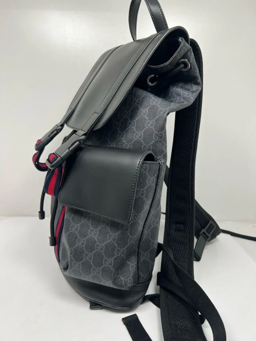 Gucci GG Supreme Men's Canvas Backpack in Black